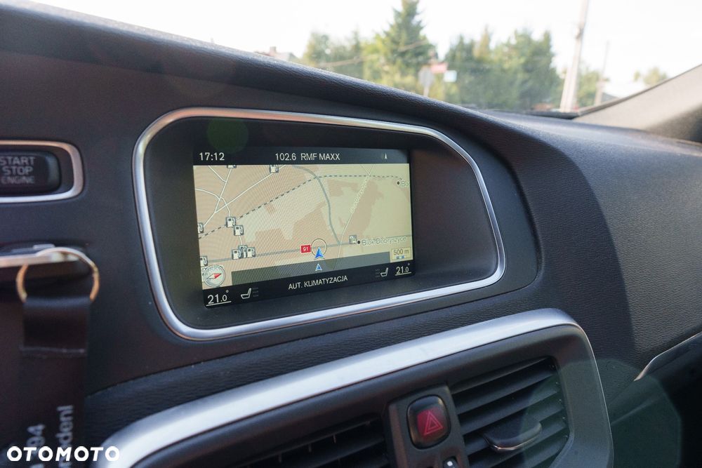 Volvo V40 T5 Geartronic RDesign - 19