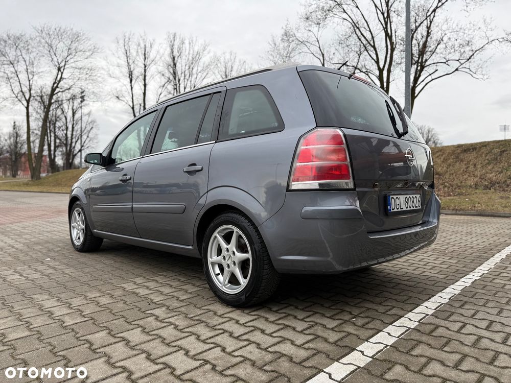 Opel Zafira 2.2 Cosmo - 10