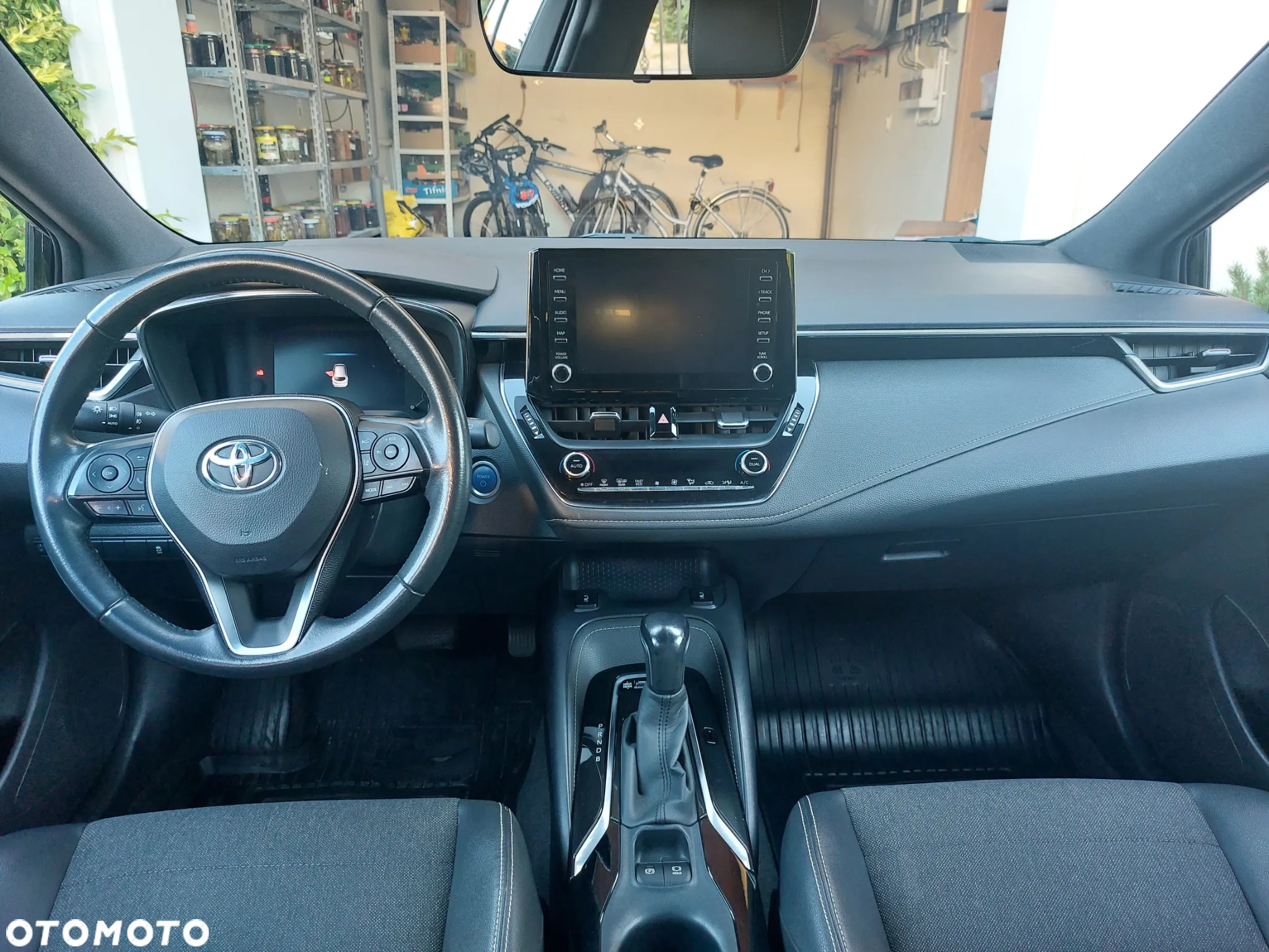 Toyota Corolla 1.8 Hybrid Comfort - 3