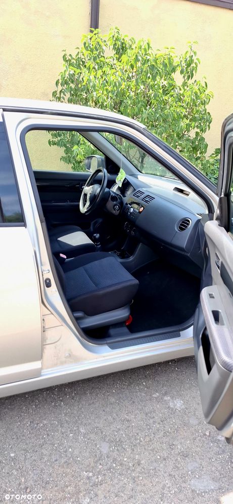 Suzuki Swift 1.3 Comfort - 6