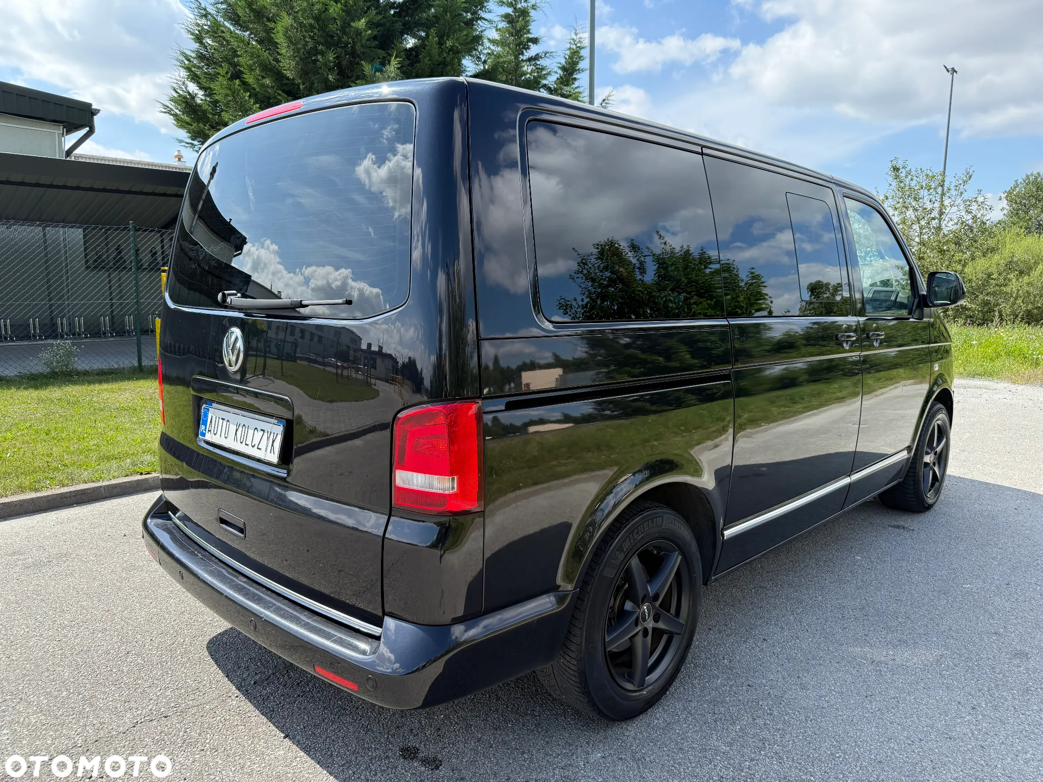 Volkswagen Multivan - 8