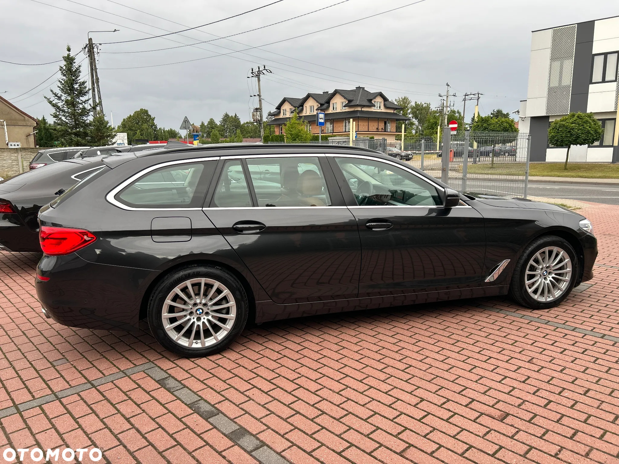 BMW Seria 5 520d - 10