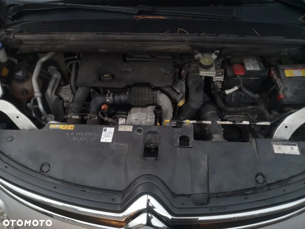 Citroën C4 e-HDi 115 Selection - 26