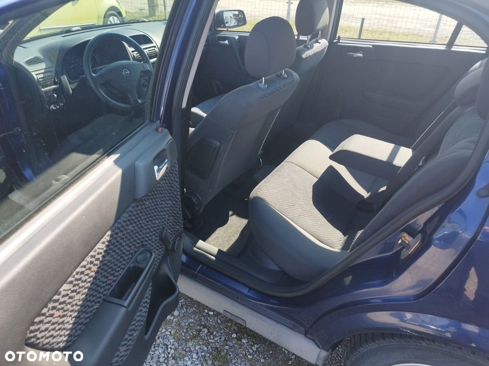 Opel Astra 1.6 GL / Start - 15