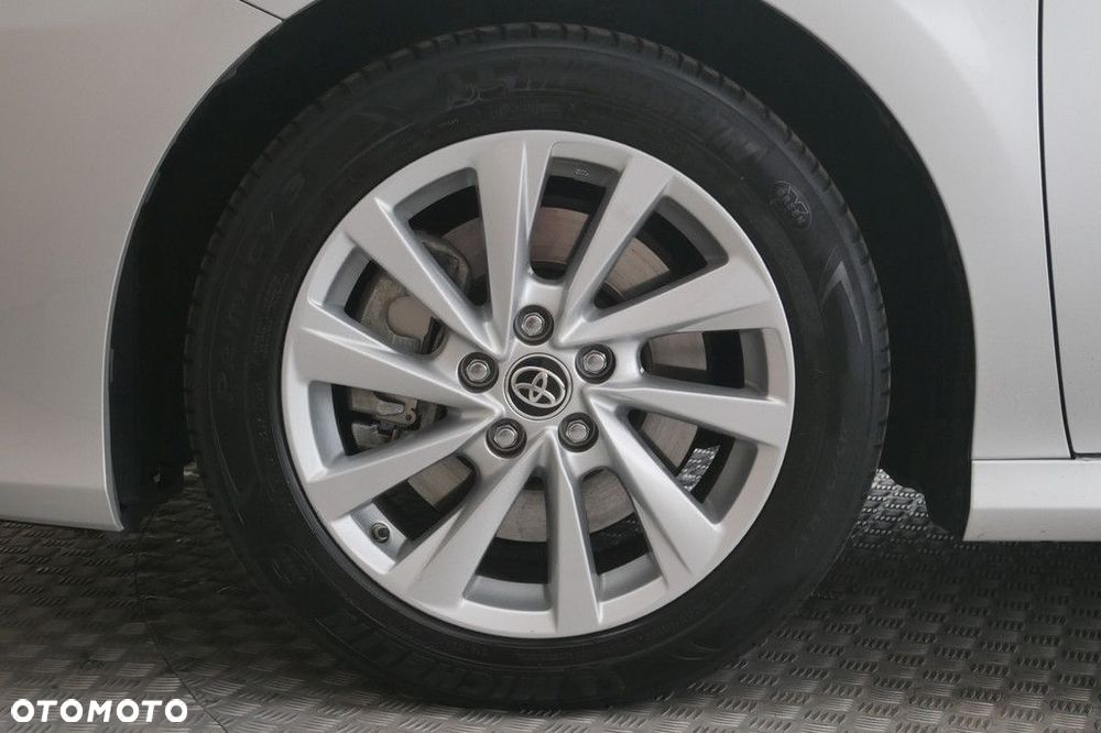 Toyota Camry 2.5 Hybrid Comfort CVT - 14