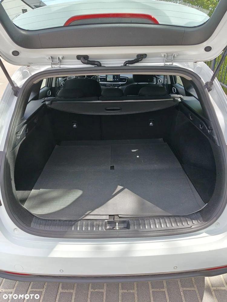 Kia Ceed 1.6 CRDi Spirit - 9