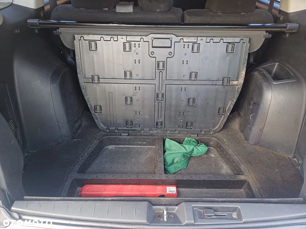 Mitsubishi Outlander 2.0 DID Instyle - 6