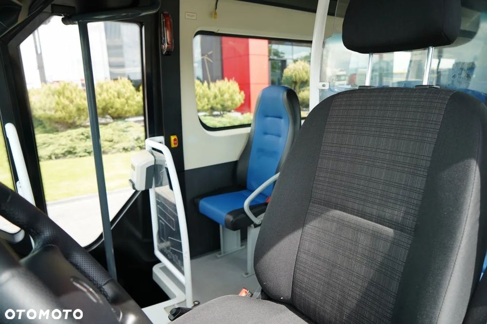 Mercedes-Benz SPRINTER 516 BLUETEC / - 23