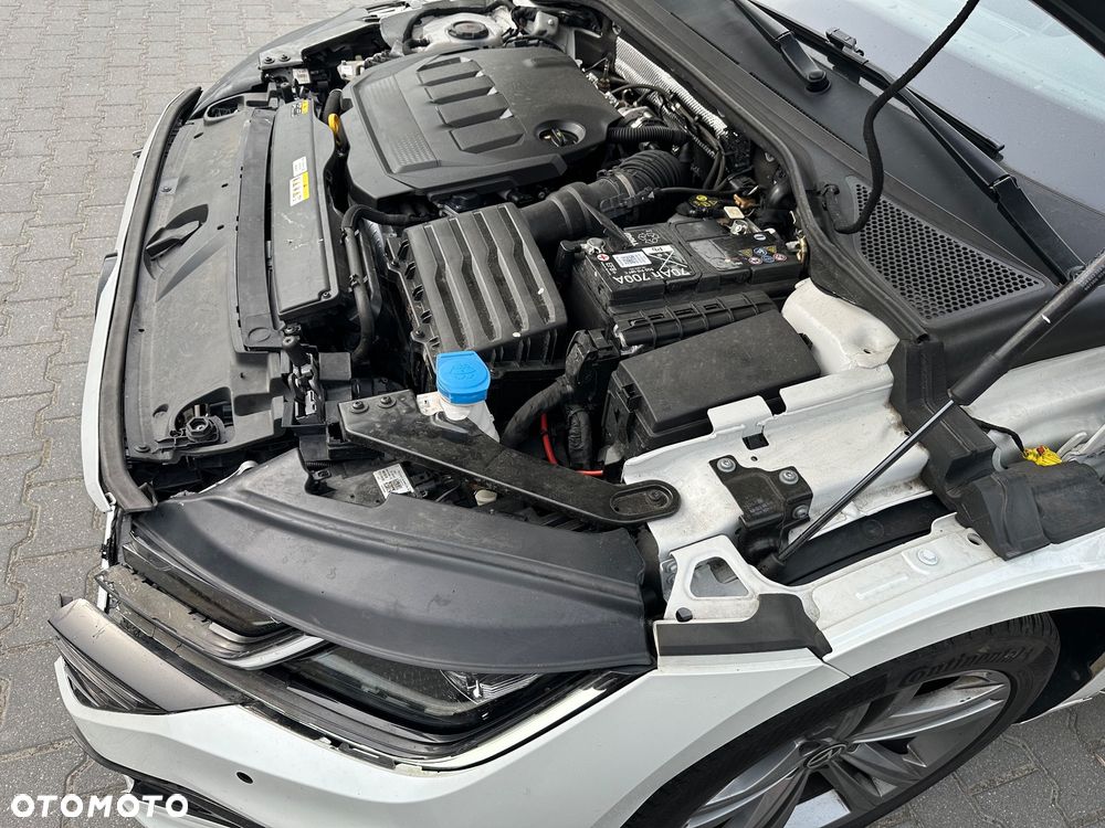 Volkswagen Arteon 2.0 TDI SCR DSG R-Line - 13
