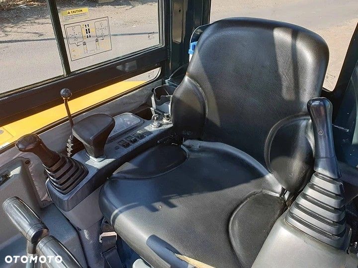Hyundai Robex 27Z-9 - 6