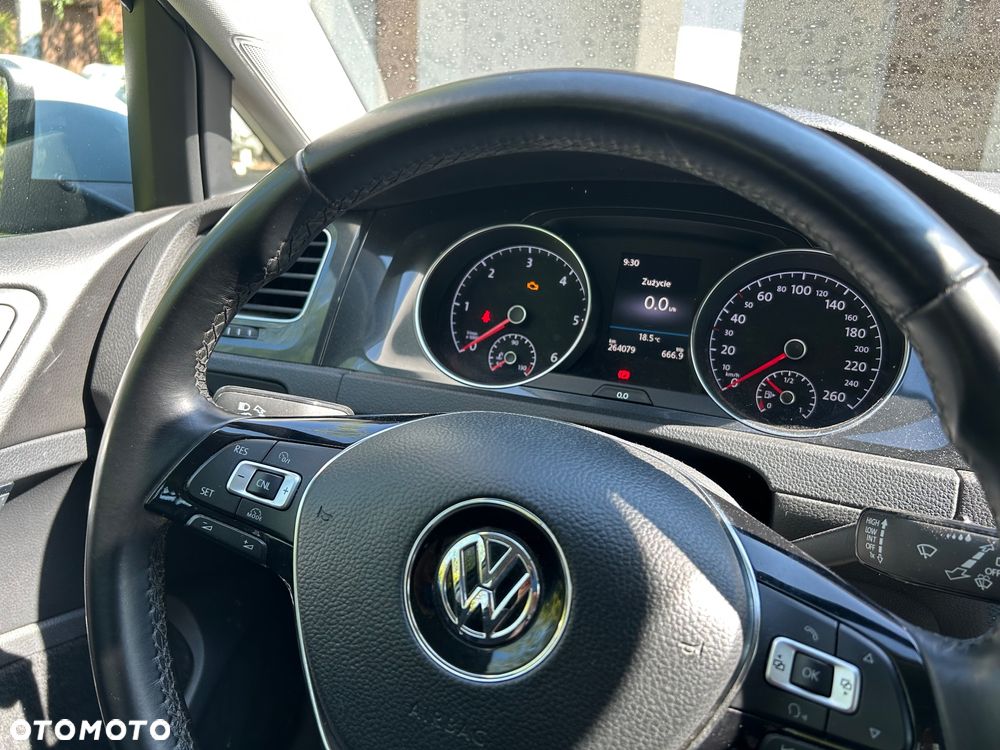 Volkswagen Golf 1.6 TDI BMT Comfortline - 10