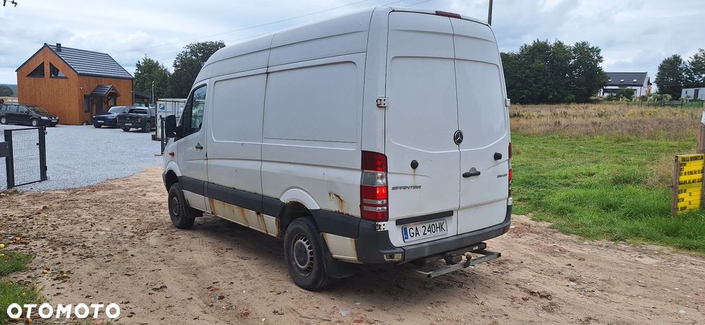 Mercedes-Benz Sprinter - 7