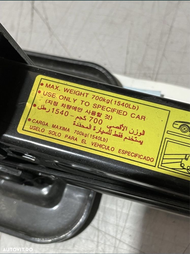 Cric auto original Hyundai I10 i20 i30 - 4