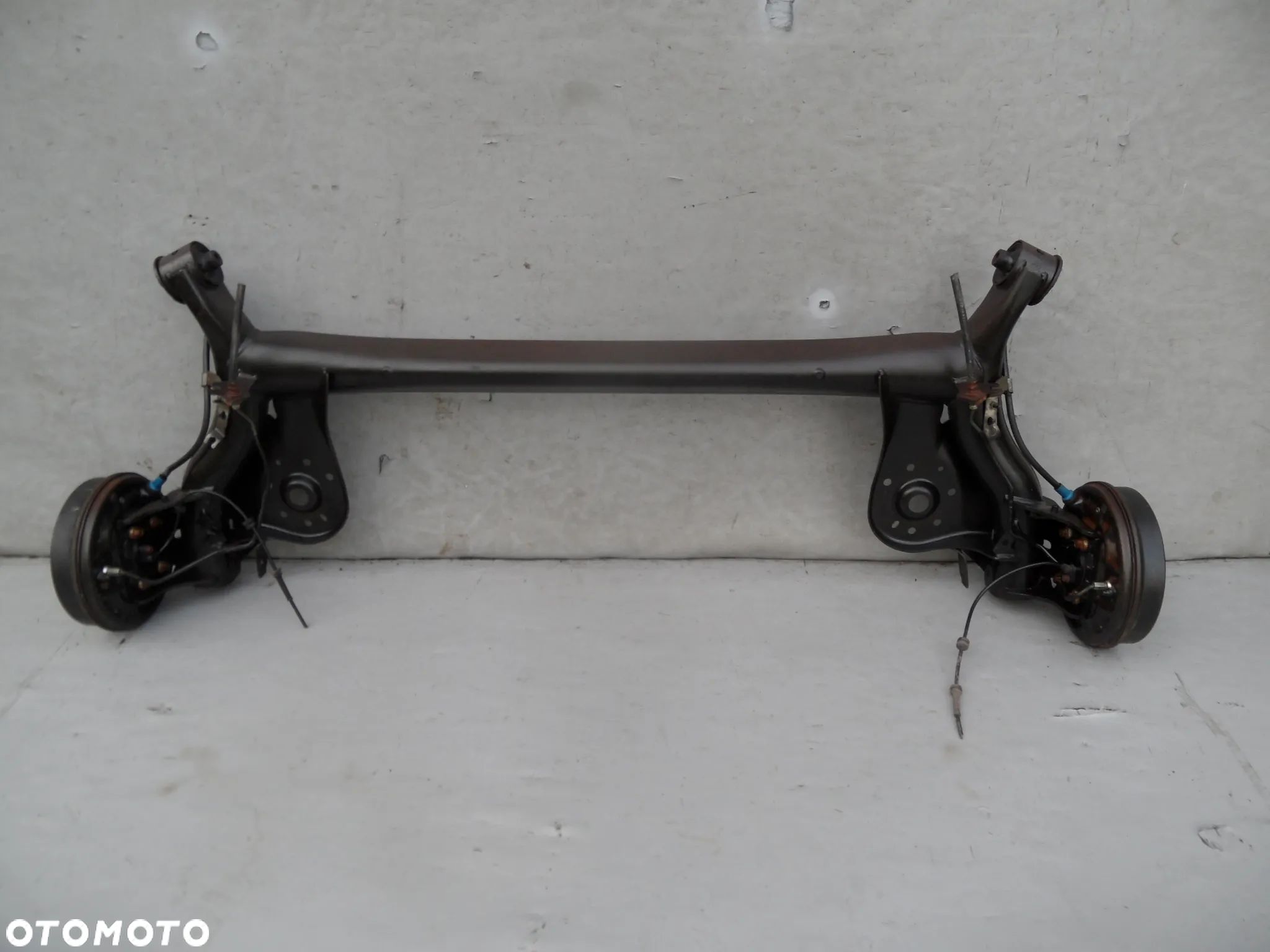 OŚ TYLNA BELKA TYŁ TOYOTA AYGO II PEUGEOT 108 C1 - 1