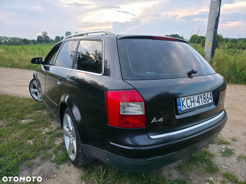 Audi A4 Avant - 10