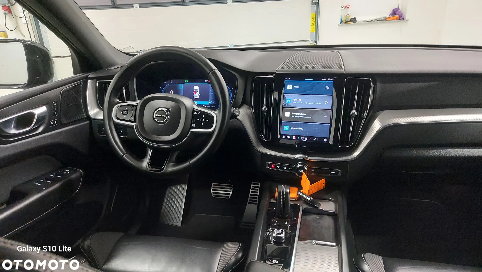 Volvo XC 60 B4 D Plus Dark - 7