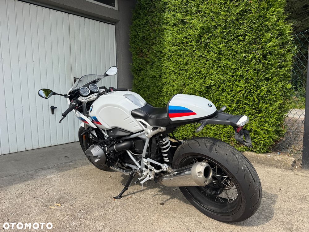 BMW R - 6