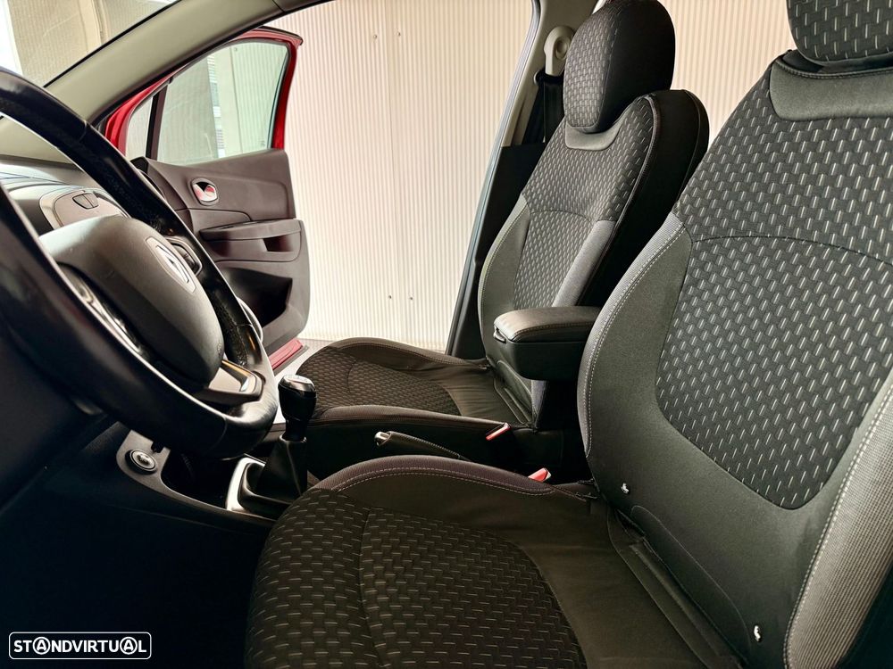 Renault Captur 0.9 TCE Exclusive - 17