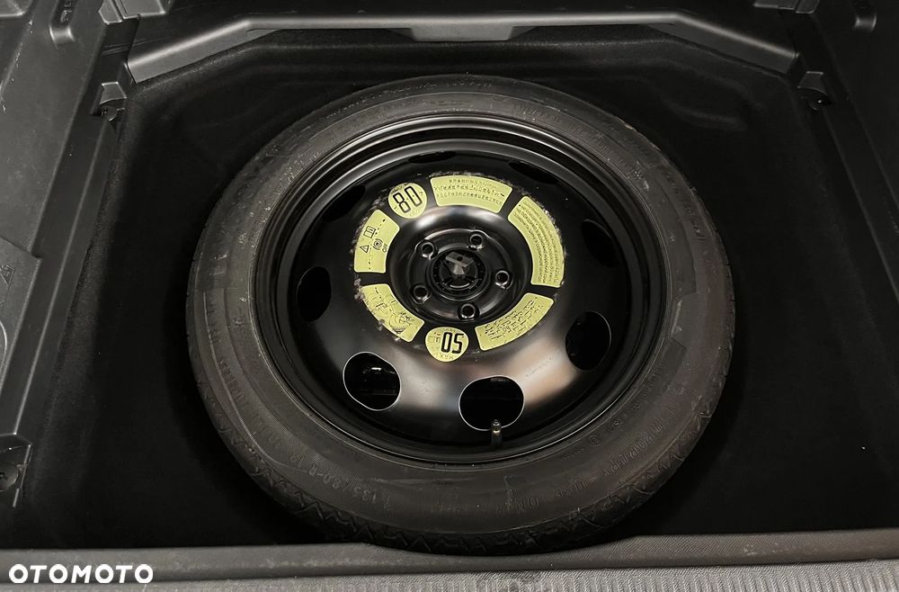 Peugeot 3008 PureTech 130 Stop & Start GPF EAT8 Allure Business-Paket - 33