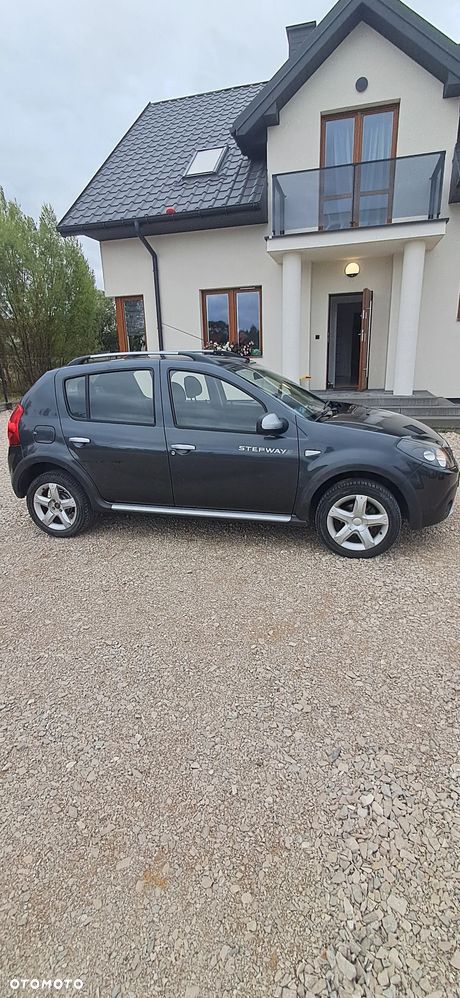 Dacia Sandero 1.6 Hi-Flex - 8