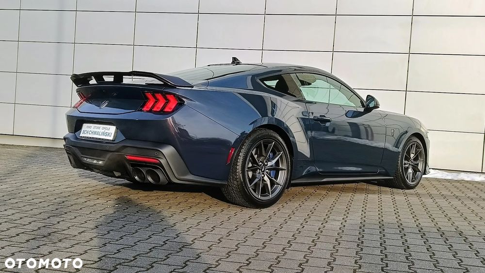 Ford Mustang - 7
