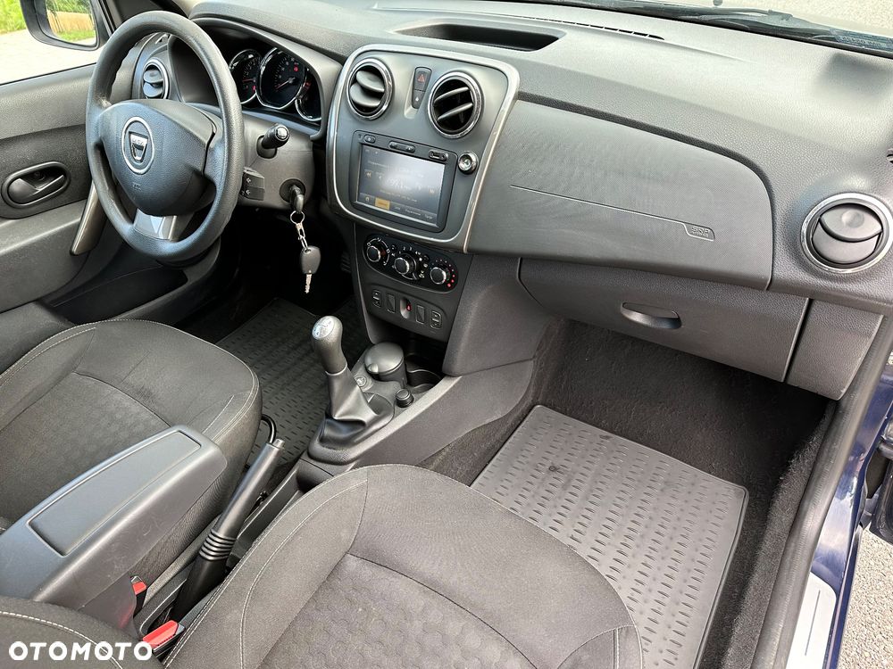 Dacia Logan 1.2 16V Laureate - 24