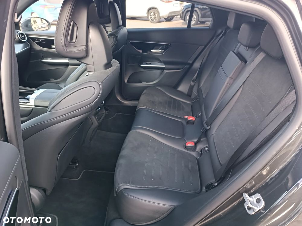 Mercedes-Benz GLC - 13