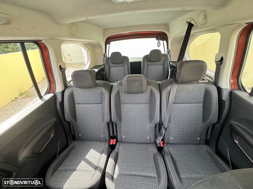 Peugeot Rifter 1.5 BlueHDi Long GT Line EAT8 - 34