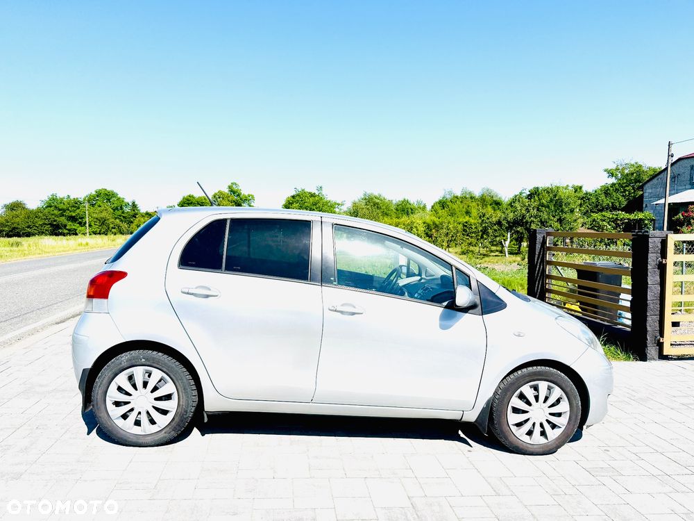 Toyota Yaris 1.33 VVT-i Multi Mode Executive - 8