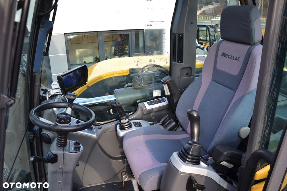 Mecalac 714 MW - 23