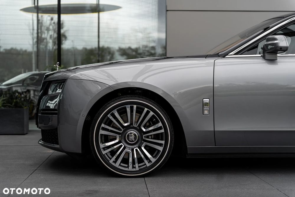 Rolls-Royce Ghost Standard - 11