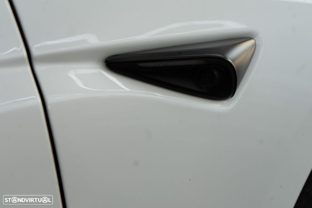 Tesla Model 3 Standard RWD Plus - 17
