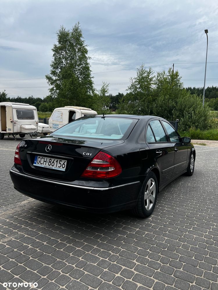 Mercedes-Benz Klasa E - 4