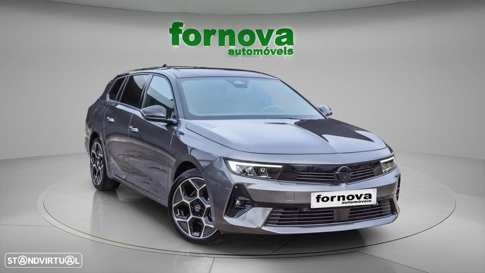 Opel Astra Sports Tourer 1.2 T GS Line - 1