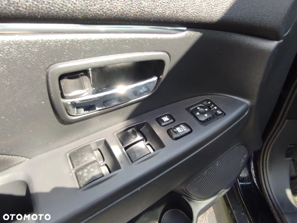 Mitsubishi ASX - 24