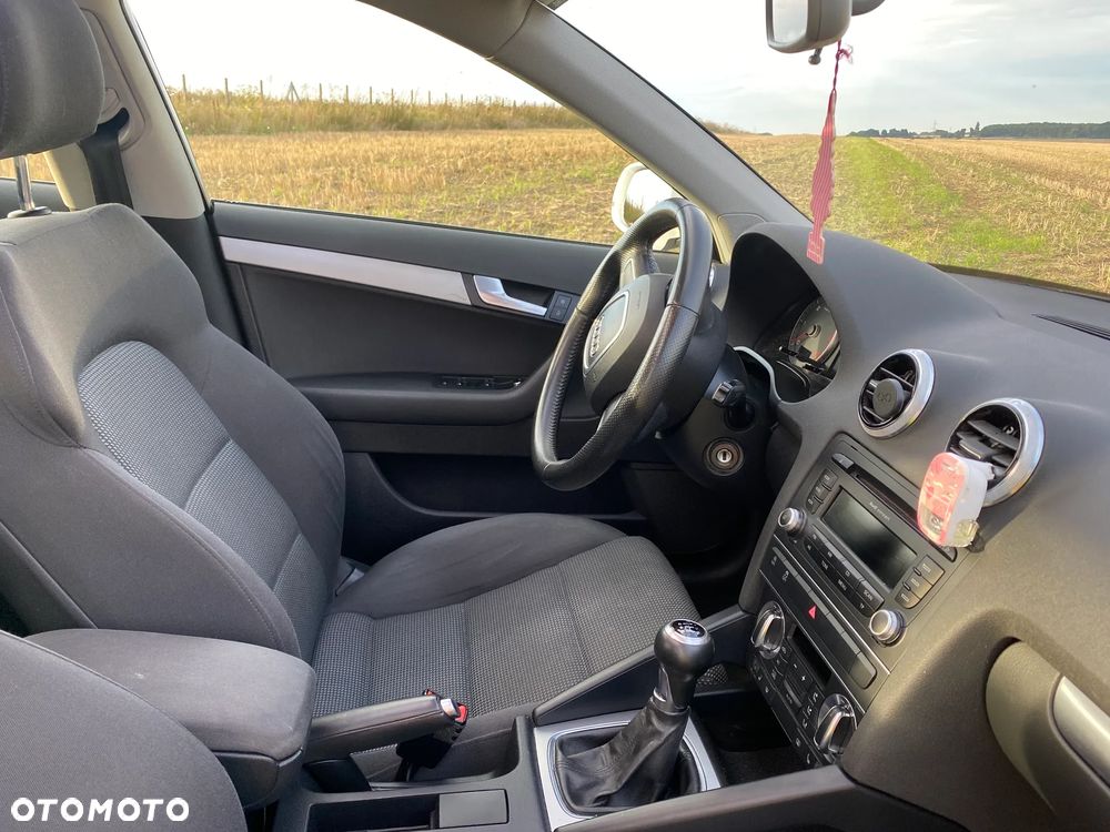 Audi A3 Sportback 2.0 TDI DPF Ambition - 18