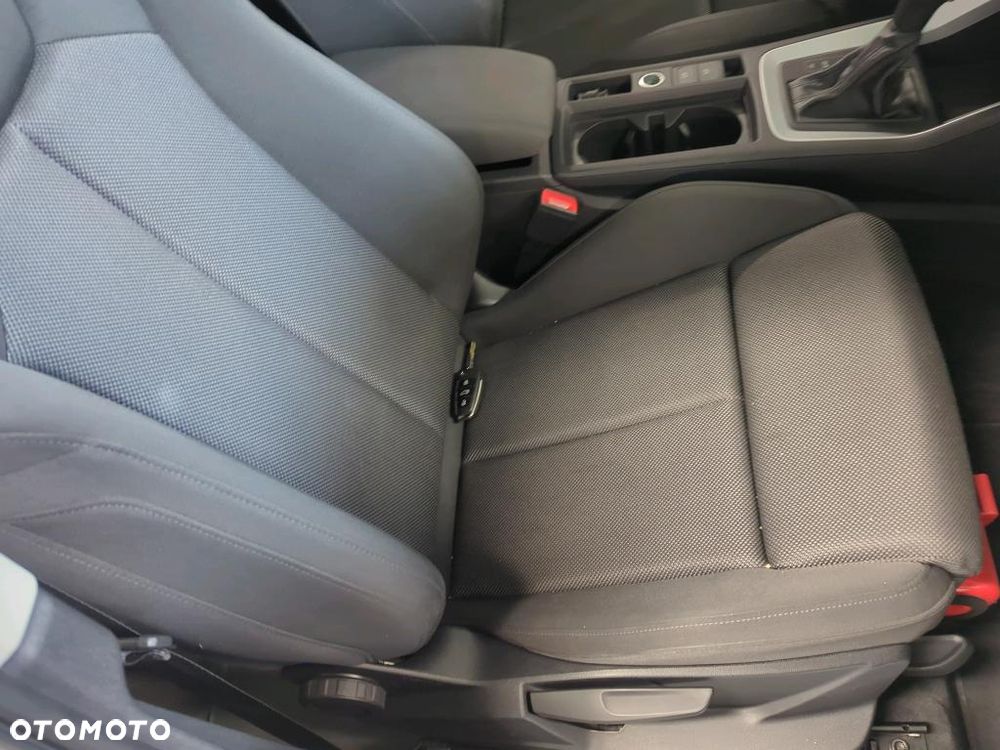 Audi Q3 35 TFSI mHEV Advanced S tronic - 16