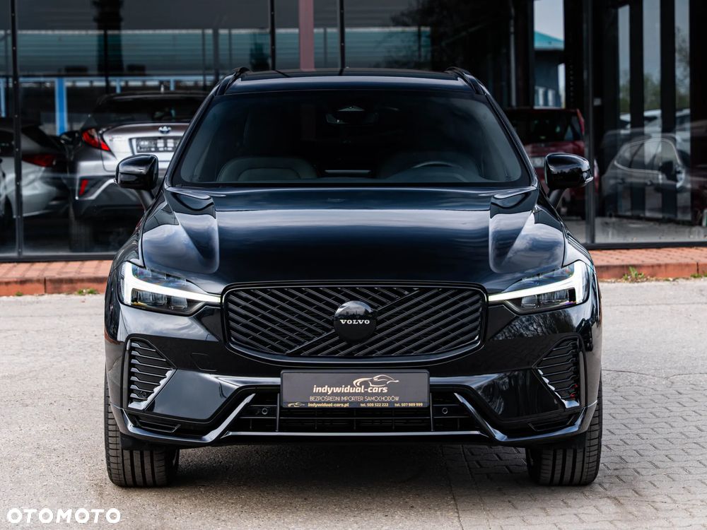 Volvo XC 60 B5 B AWD Plus Dark - 14