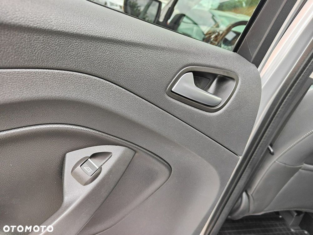 Ford Kuga 1.5 EcoBlue TITANIUM - 27