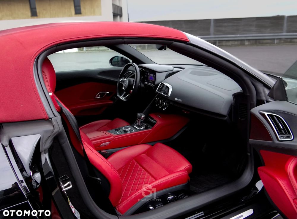 Audi R8 Spyder V10 RWD - 6