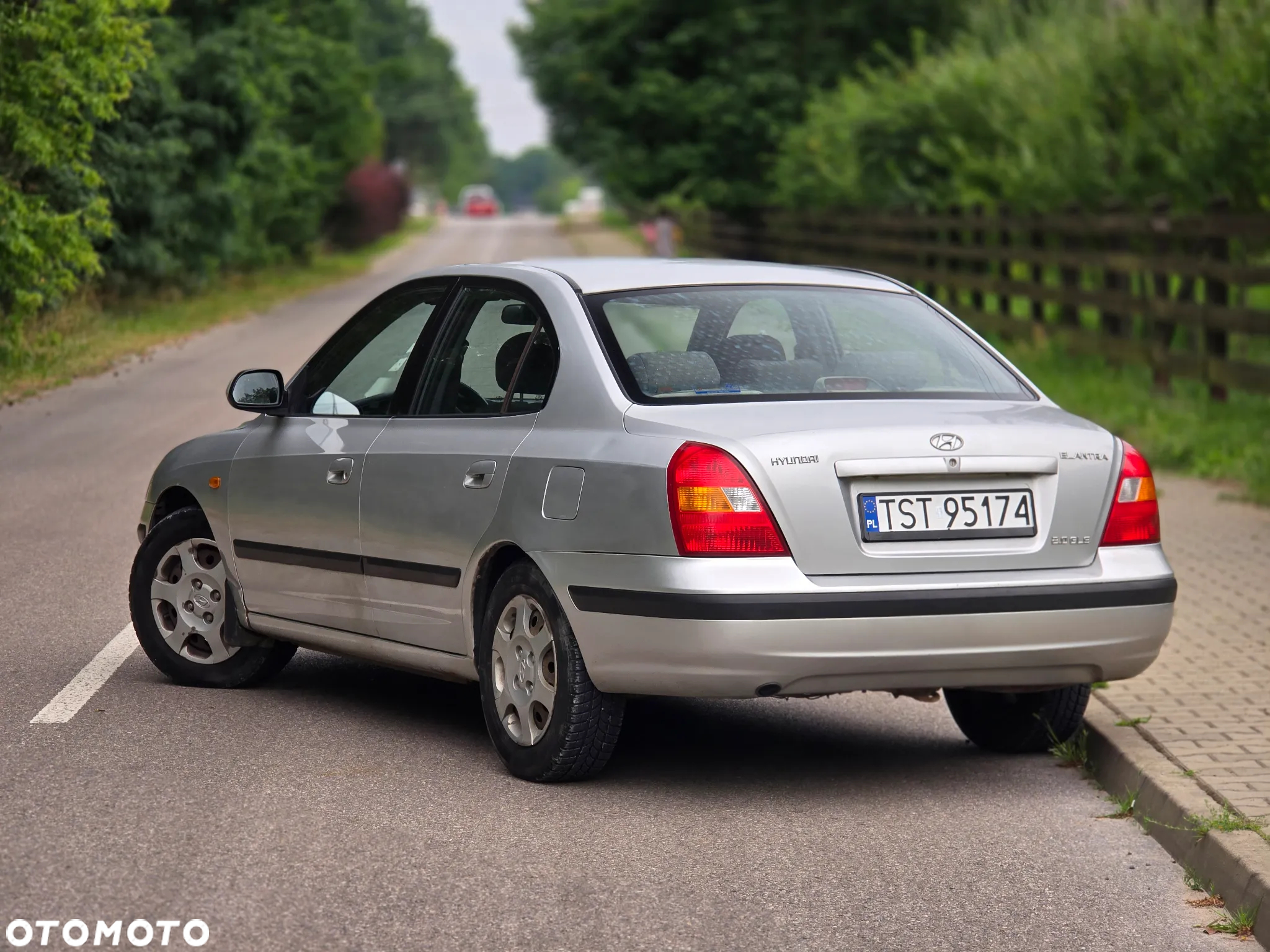 Hyundai Elantra 2.0 GLS - 3