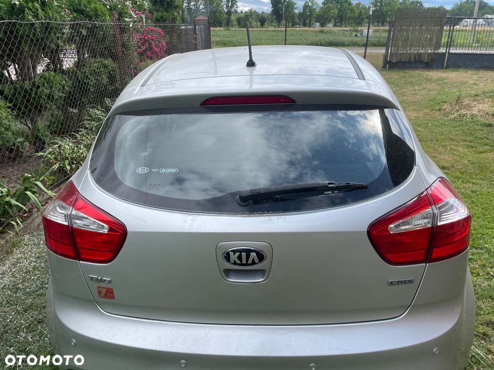 Kia Rio 1.4 crdi M - 2
