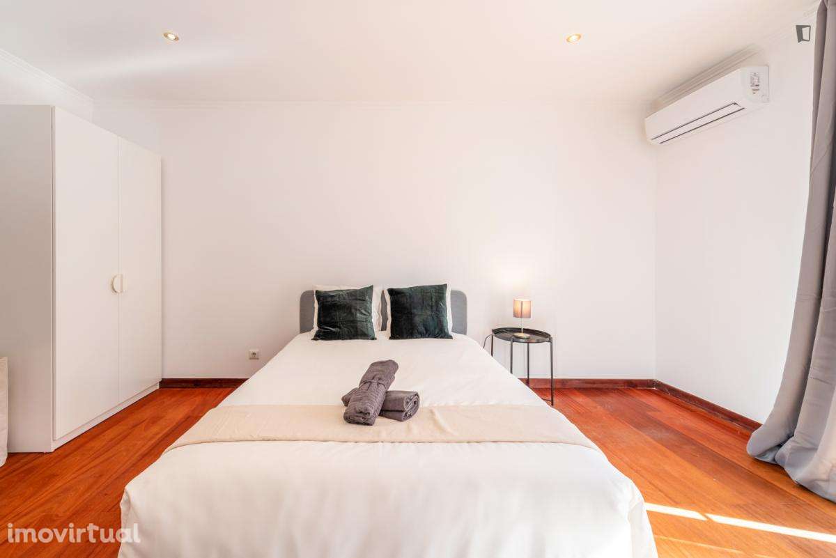 Quarto - localizado em Picoas Lisbon - Grande imagem: 3/14