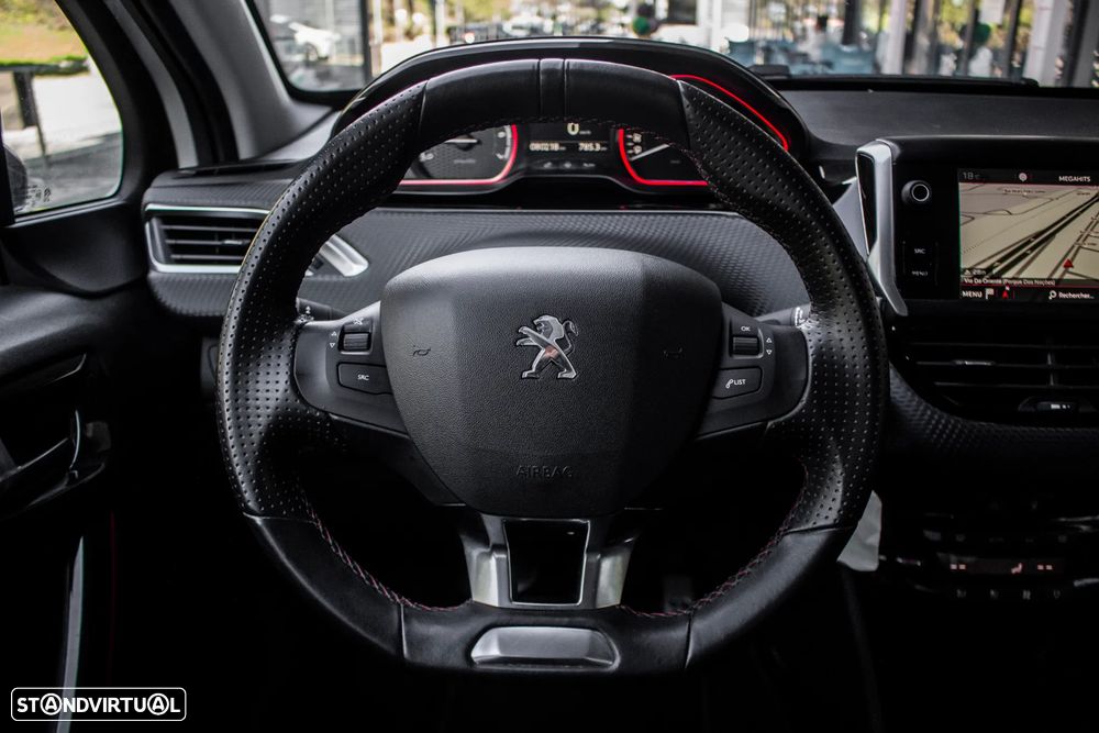 Peugeot 2008 1.2 PureTech GT Line - 13