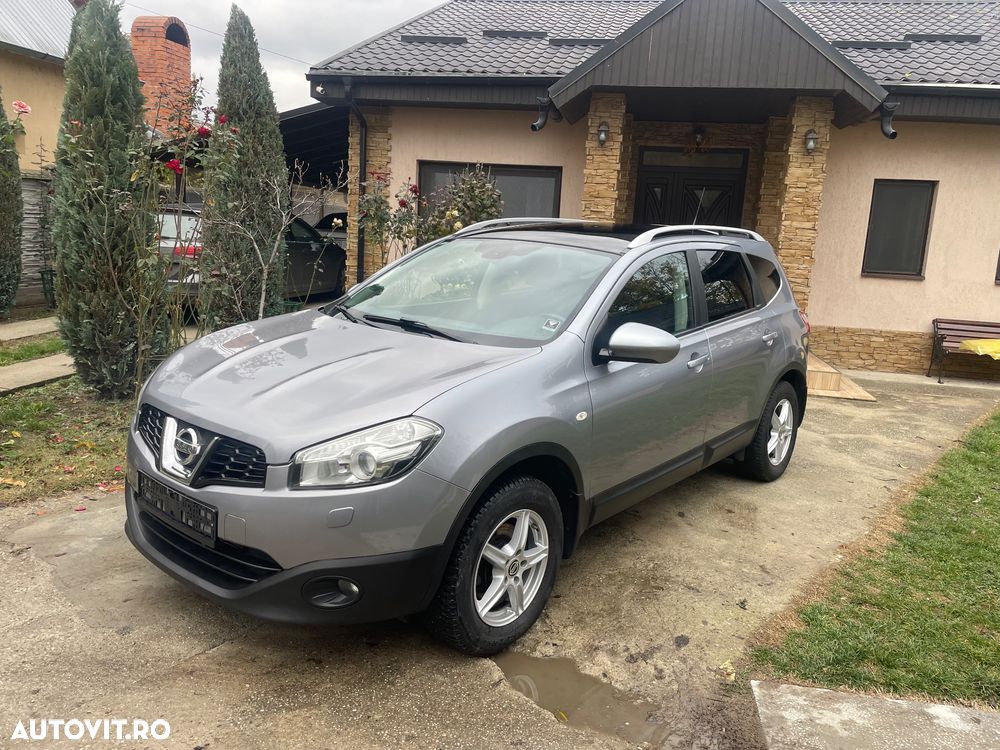 Nissan Qashqai+2 - 10