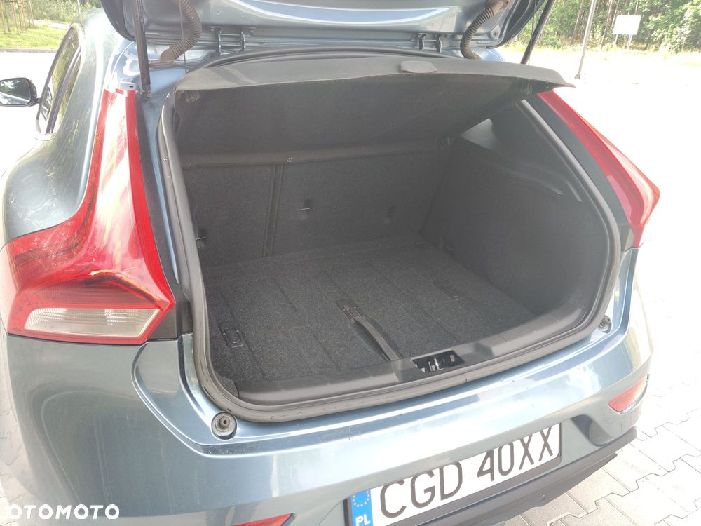 Volvo V40 D4 Summum - 17