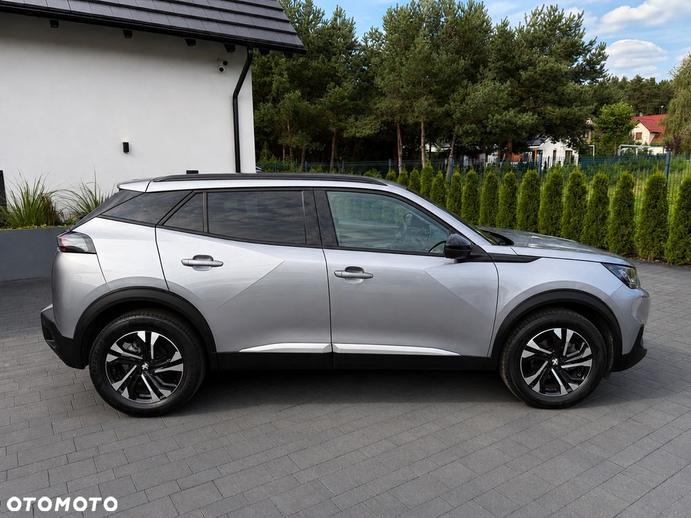 Peugeot 2008 1.2T Allure S&S - 4