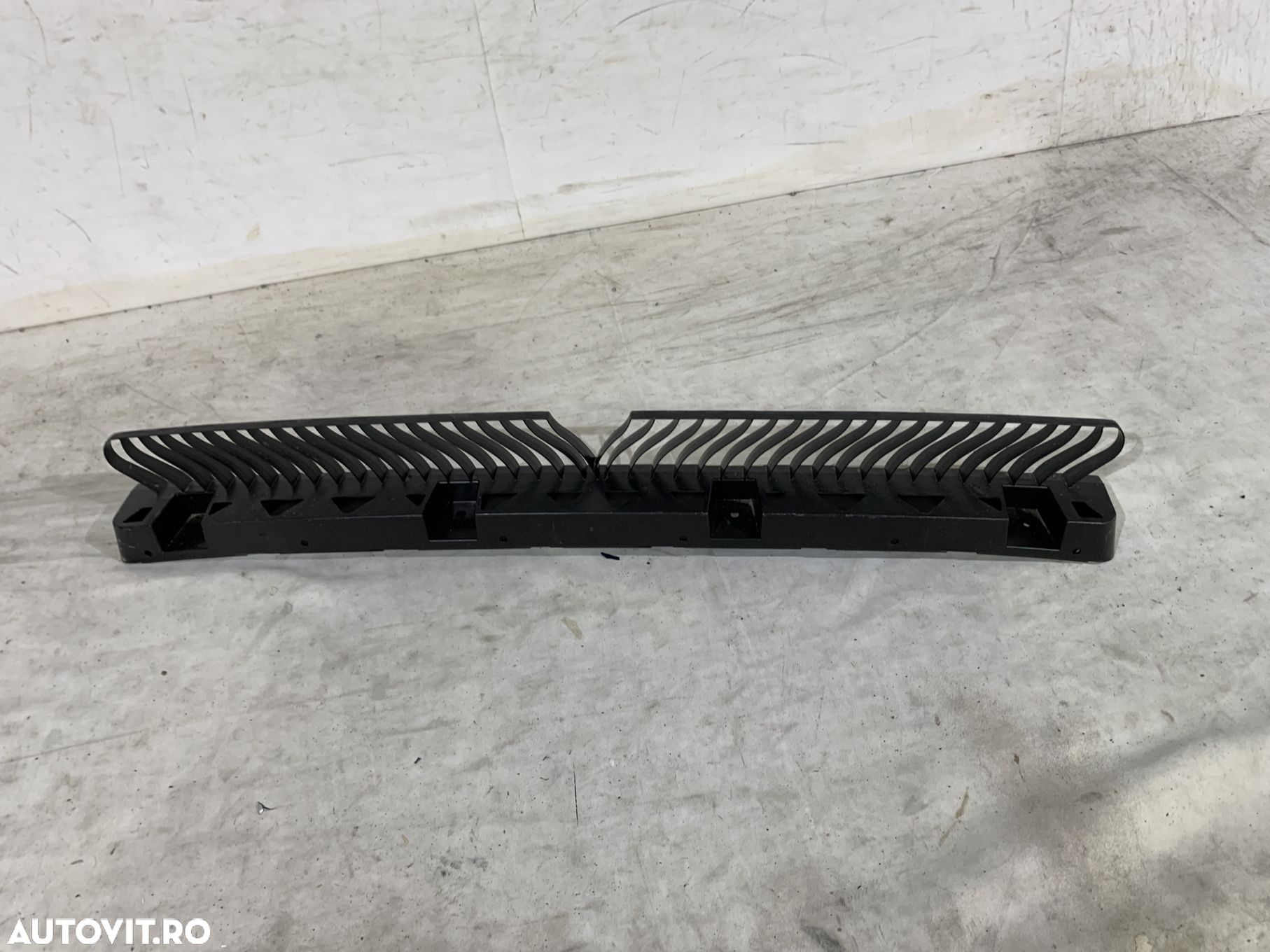 Suport central Bara spate, VW Golf 8, Hatchback, 2020, 2021, 2022, 2023, 2024, cod origine OE 5H6807863. - 3