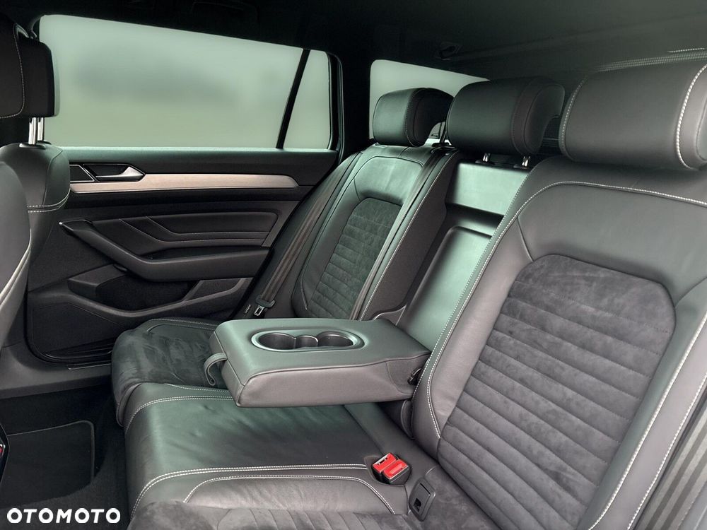 Volkswagen Passat - 19