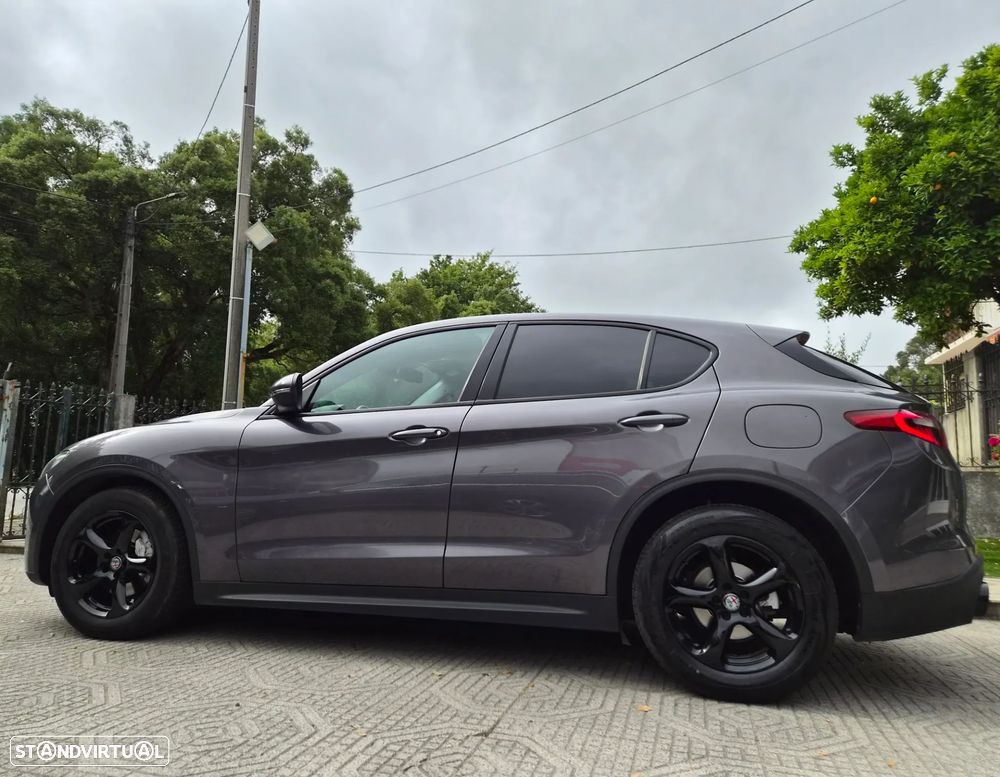 Alfa Romeo Stelvio 2.2 D Super AT8 - 8